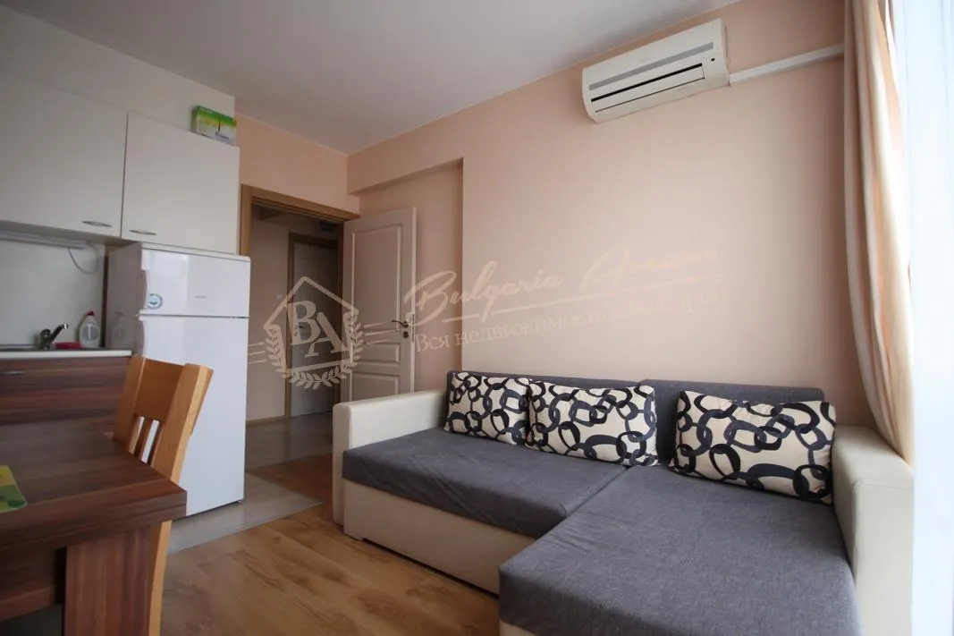 Апартамент с 1 спальней в закрытом комплексе у моря, к.Солнечный берег