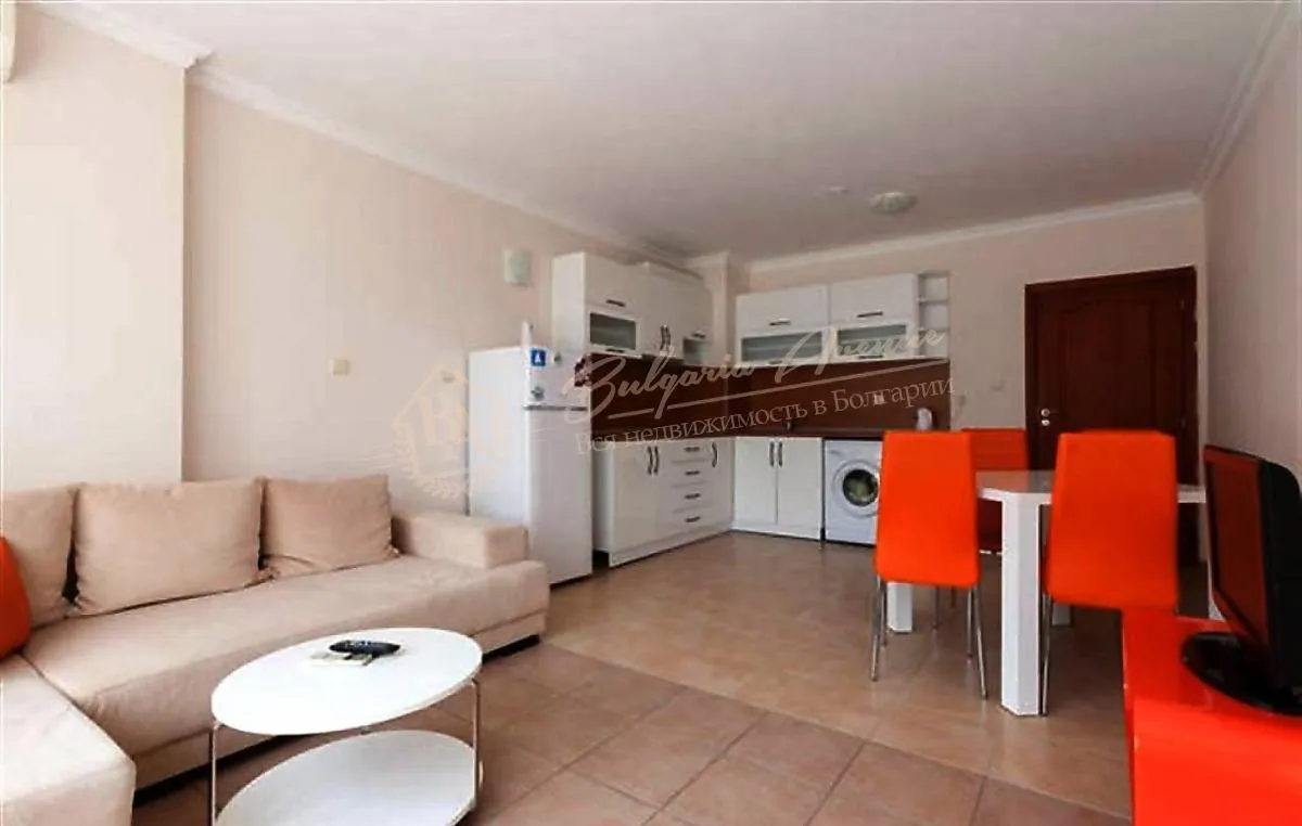 Просторный апартамент с 1 спальней у моря, к.Солнечный Берег