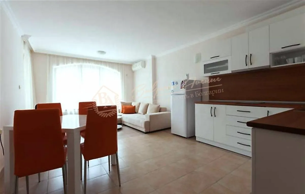 Просторный апартамент с 1 спальней у моря, к.Солнечный Берег