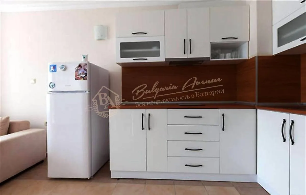 Просторный апартамент с 1 спальней у моря, к.Солнечный Берег