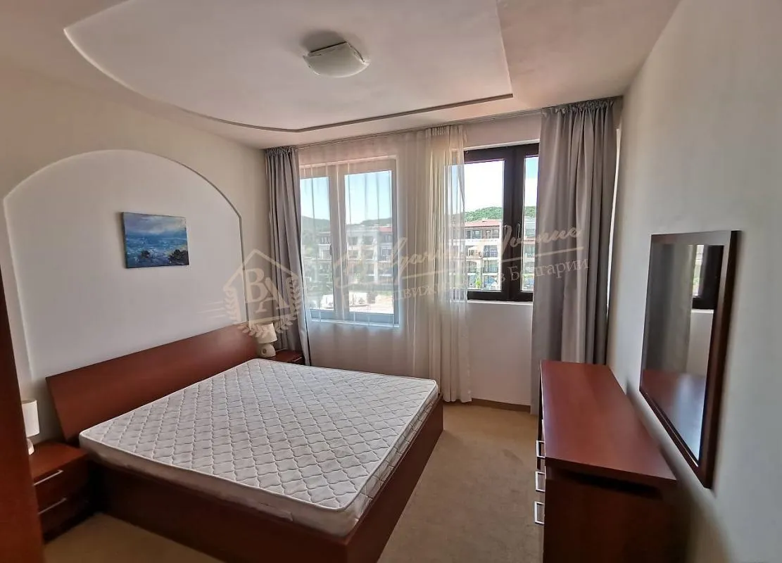 Двухкомнатная квартира с мебелью на первой линии в Green Life в г.Созополь