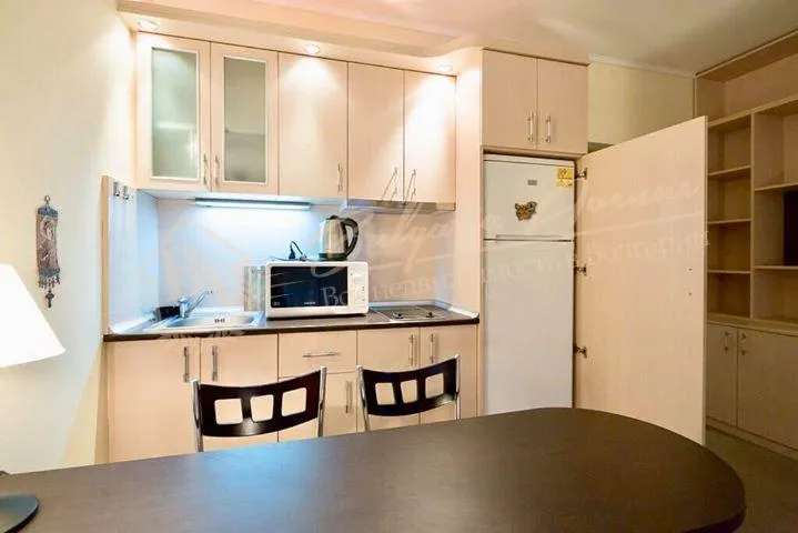 Двухкомнатная квартира на второй линии моря, к.Солнечный берег