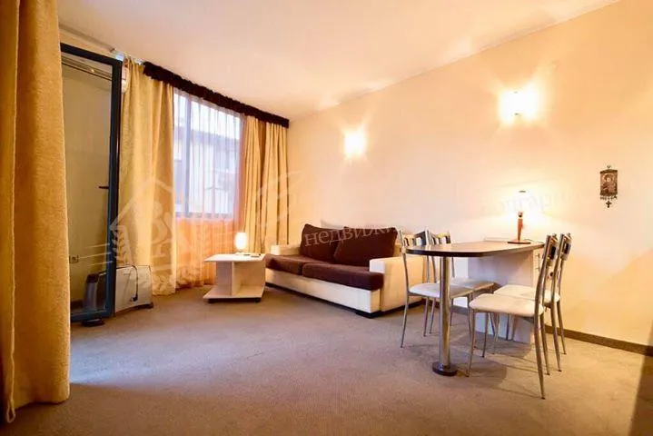 Двухкомнатная квартира на второй линии моря, к.Солнечный берег