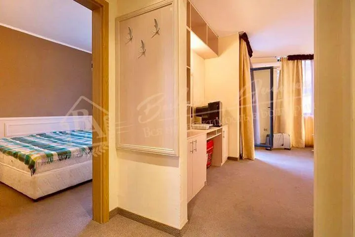 Двухкомнатная квартира на второй линии моря, к.Солнечный берег