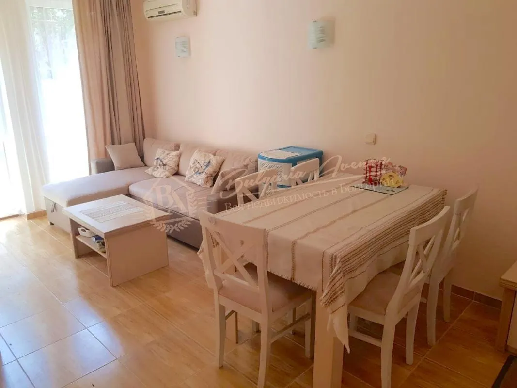 Меблированный апартамент с 1 спальней в 100 м от моря, г.Святой Влас