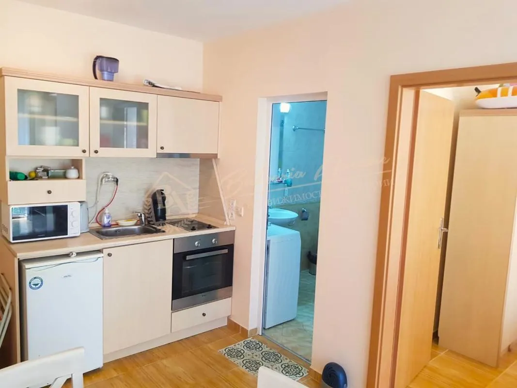 Меблированный апартамент с 1 спальней в 100 м от моря, г.Святой Влас