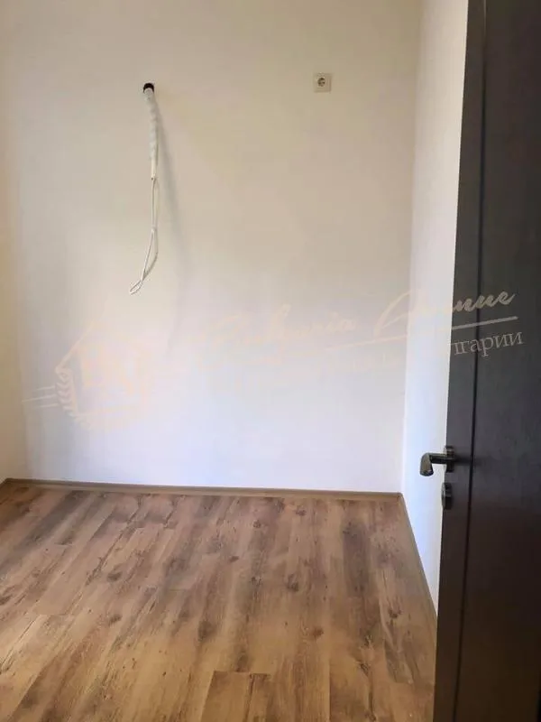 Новая, двухкомнатная квартира, без платы за обслуживание в г. Несебр