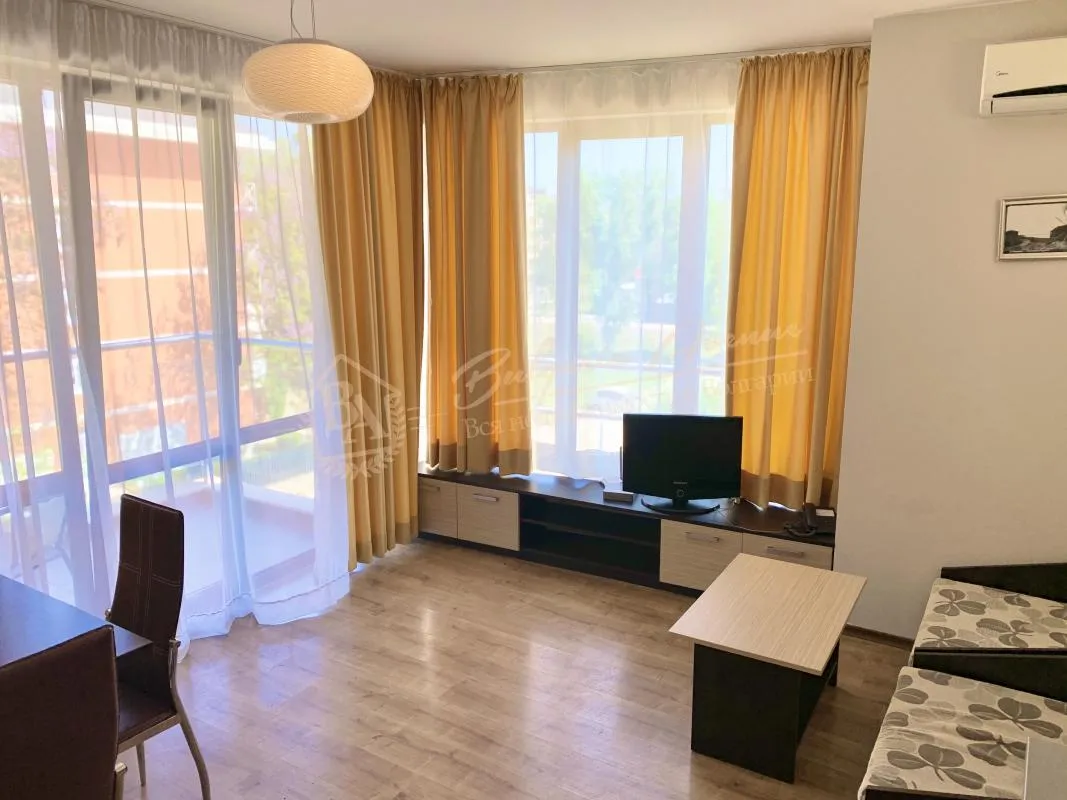 Апартамент с 1 спальней в закрытом комплексе в к.Солнечный берег