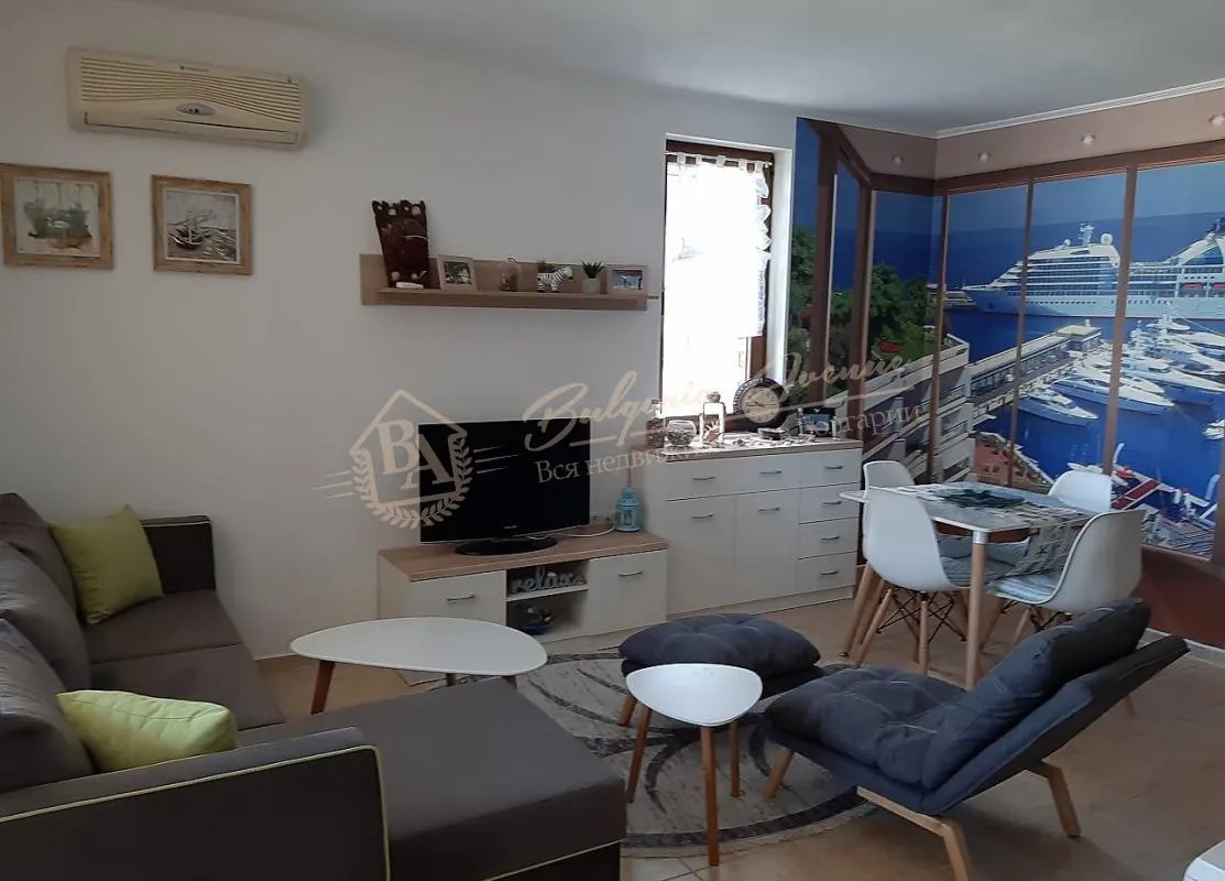 Стильная, двухкомнатная квартира в минуте от пляжа в Равде