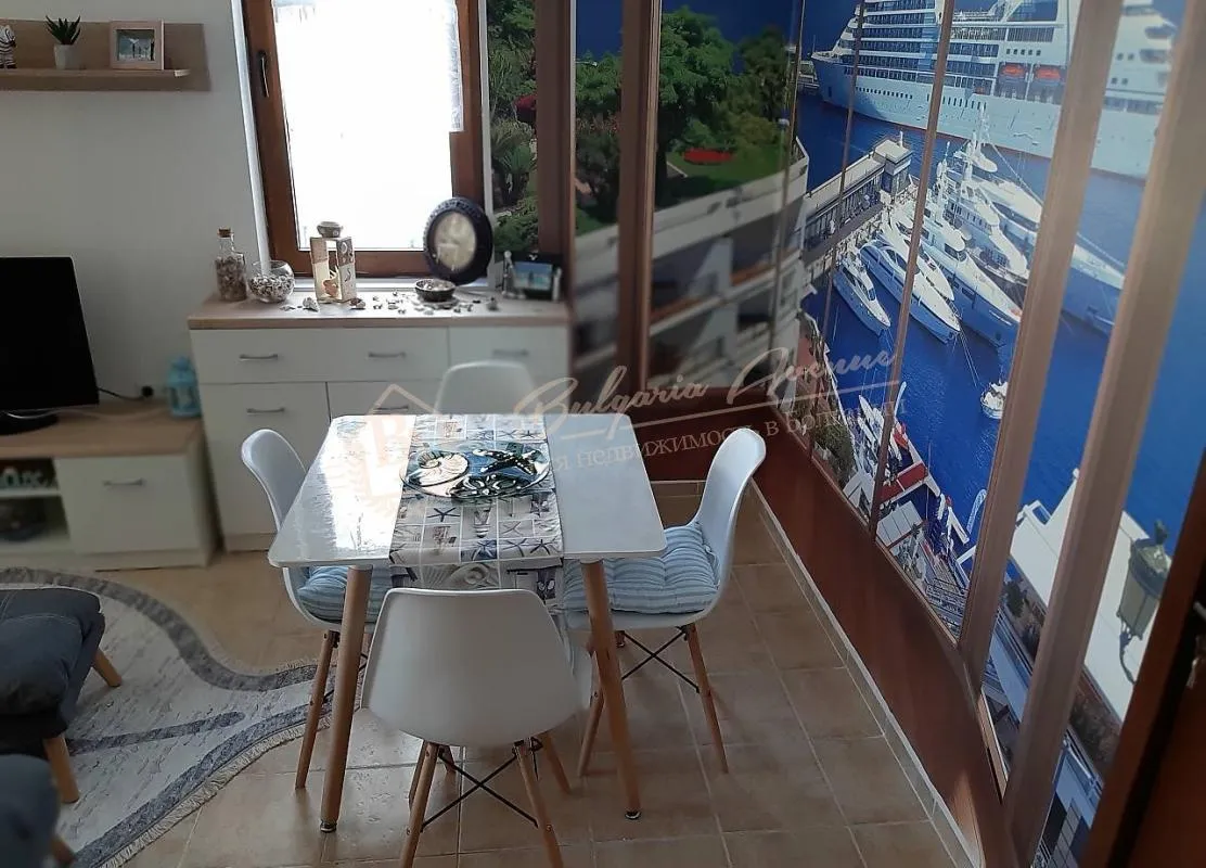 Стильная, двухкомнатная квартира в минуте от пляжа в Равде