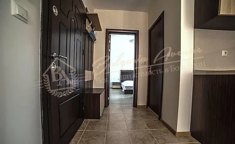 Двухкомнатная квартира для ПМЖ в 250 м от пляжа в г.Несебър