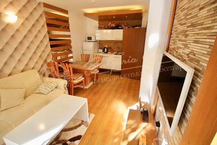 Двухкомнатная квартира в элитном комплексе на Солнечном берегу