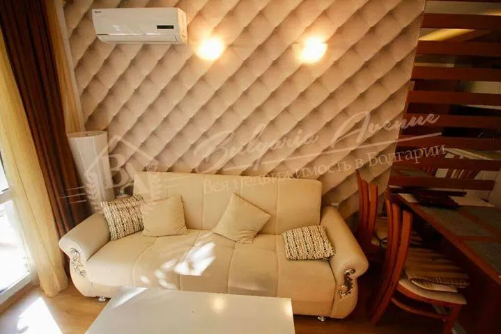 Двухкомнатная квартира в элитном комплексе на Солнечном берегу