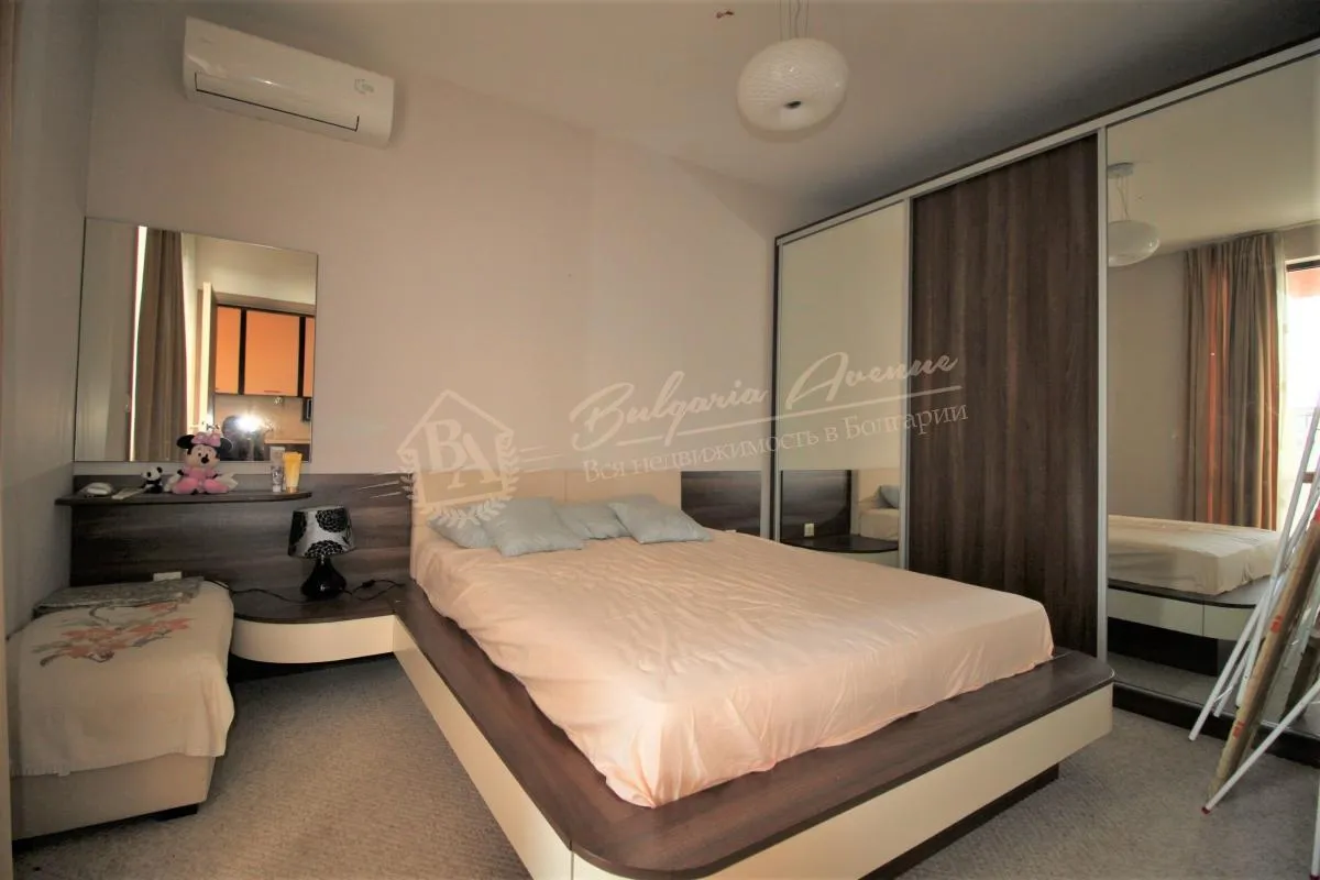 Апартамент с 1 спальней, французские окна, в к.Солнечный берег