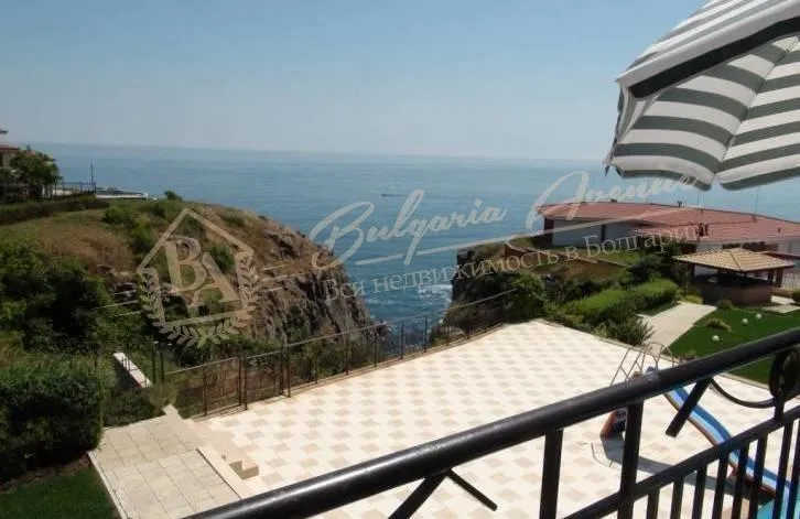 Апартамент с 1 спальней и видом на море в комплексе Sunrise, г.Созополь