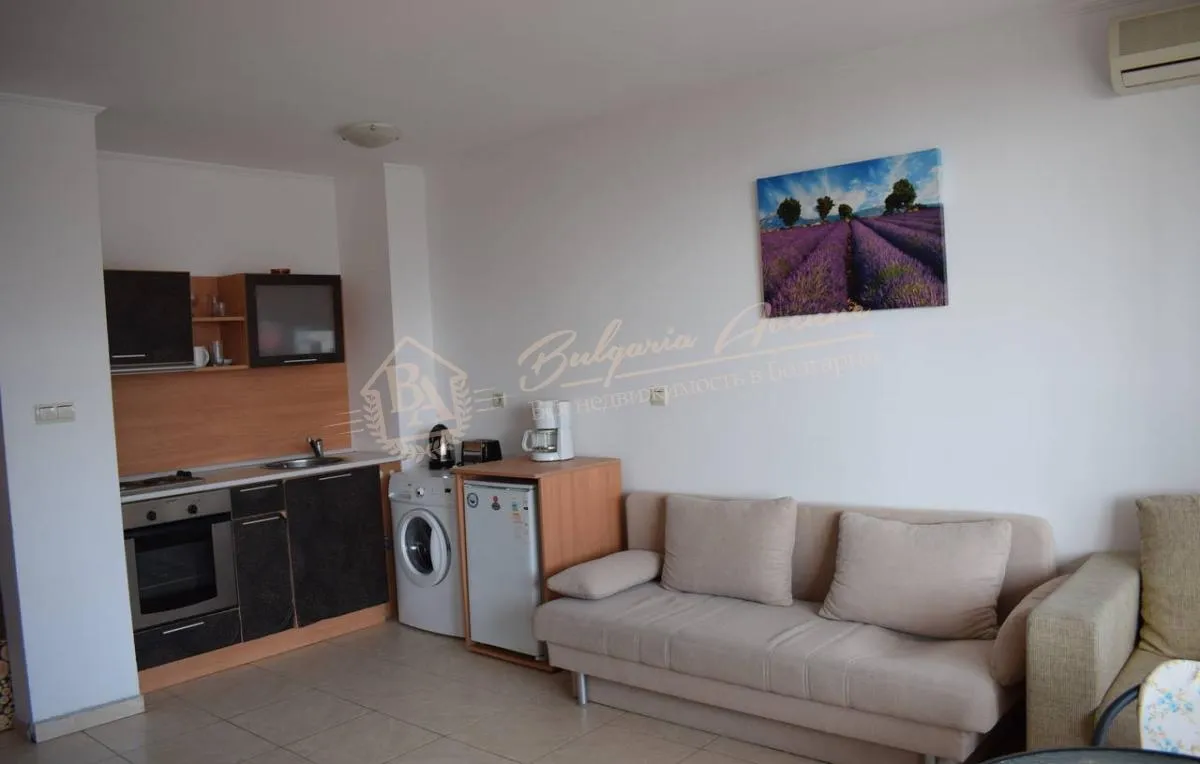 Уютная двухкомнатная квартира у моря в центральной части г.Святой Влас