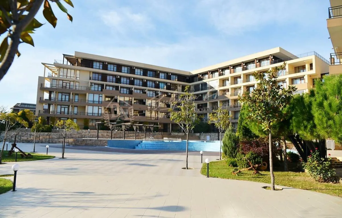 Двухэтажный апартамент с 1 спальней с видом на море, г.Святой Влас