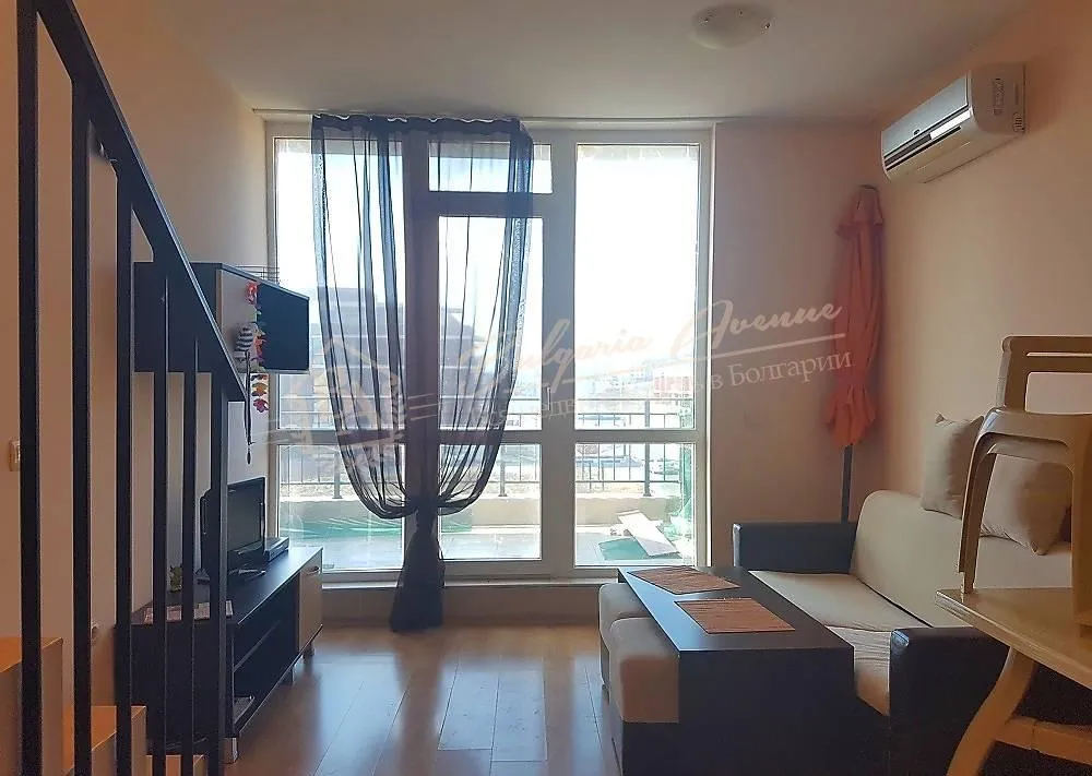 Двухэтажный апартамент с 1 спальней с видом на море, г.Святой Влас