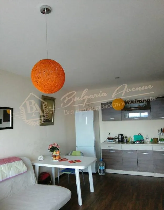 Двухкомнатная квартира с захватывающим видом в морском городе Балчик