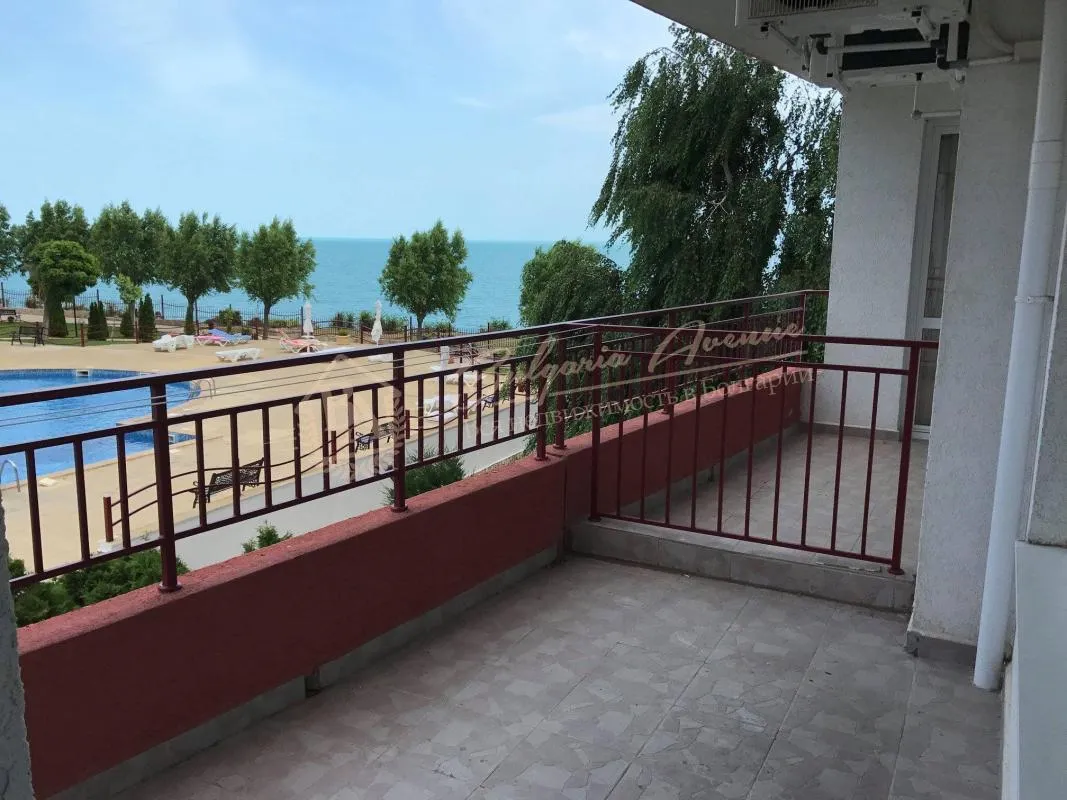 Двухкомнатная квартира с видом на море в Panorama Fort Beach Resort, г.Св.Влас