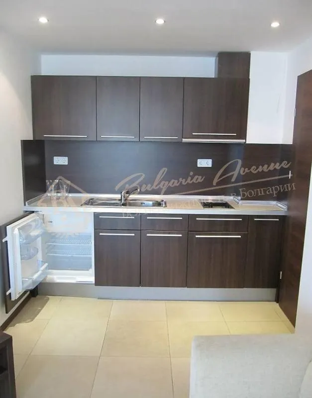 Двухкомнатная квартира с видом на море на первой линии в г.Балчик