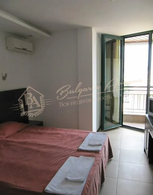 Двухкомнатная квартира с видом на море на первой линии в г.Балчик