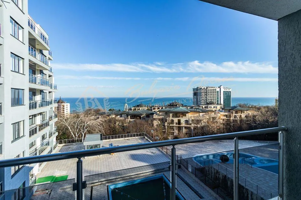 Апартамент с 1 спальней в закрытом комплексе с видом на море, к.Золотые пески