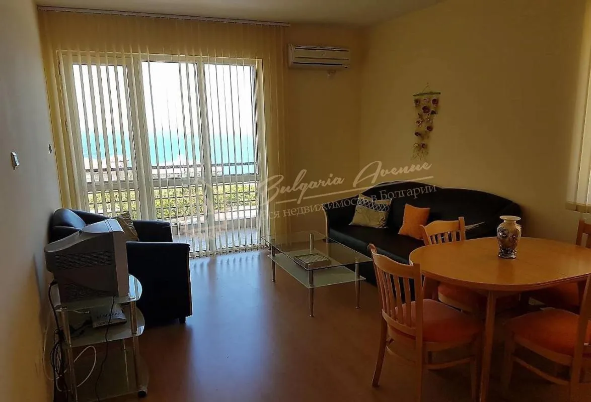 Двухкомнатная квартира с видом на море на 2 линии в г.Созополь