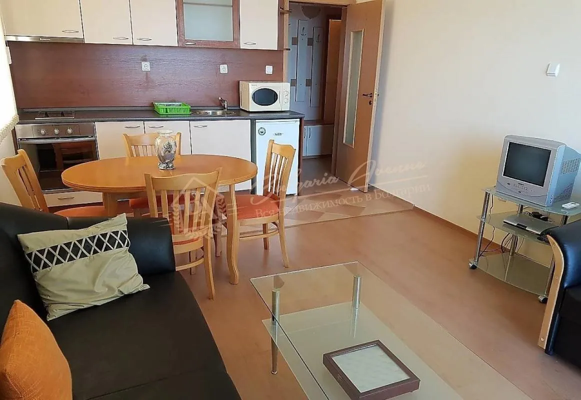 Двухкомнатная квартира с видом на море на 2 линии в г.Созополь