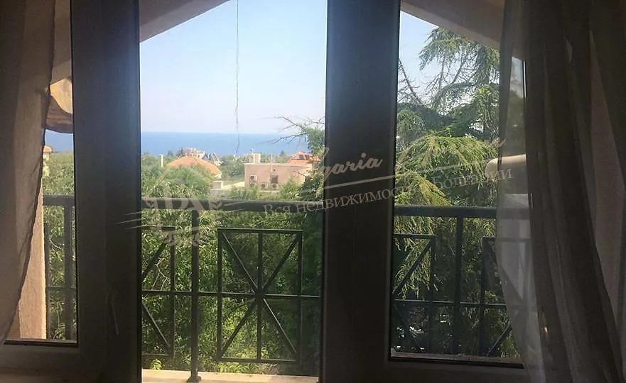 Панорамная, просторная квартира с 1 спальней и видом на море в г.Варна