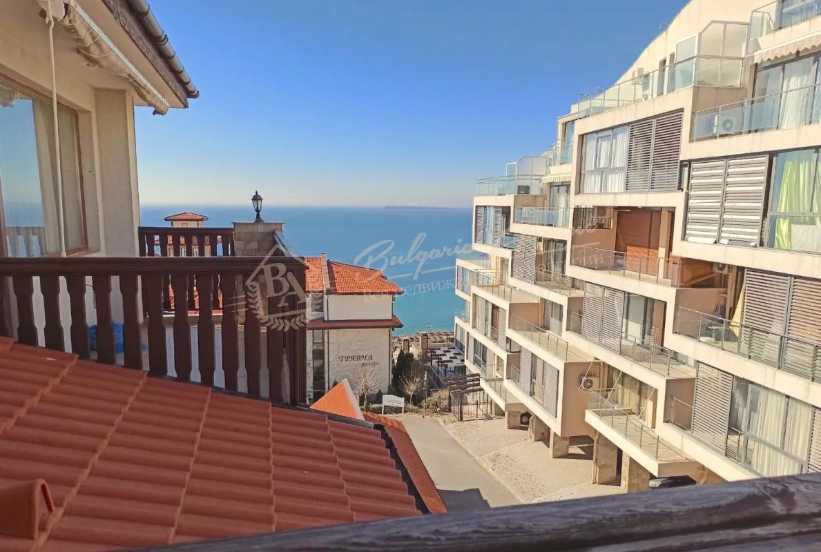 Меблированный апартамент с 1 спальней с видом на море у пляжа в г.Св.Влас