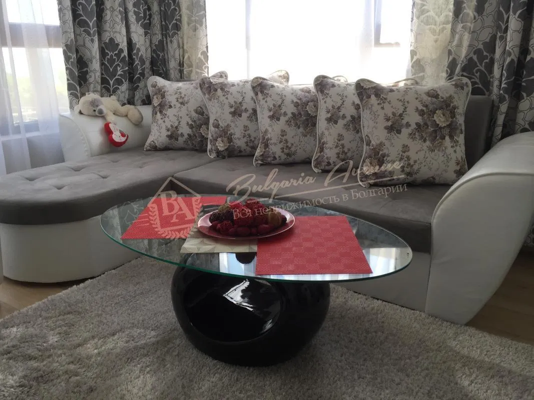 Дизайнерская квартира с 1 спальней и видом на море в жилом доме в г.Варна