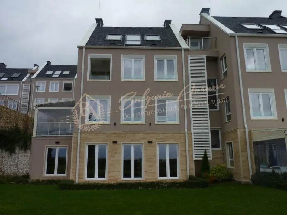 Двухкомнатная квартира в новом доме с элегантной архитектурой, г.Варна