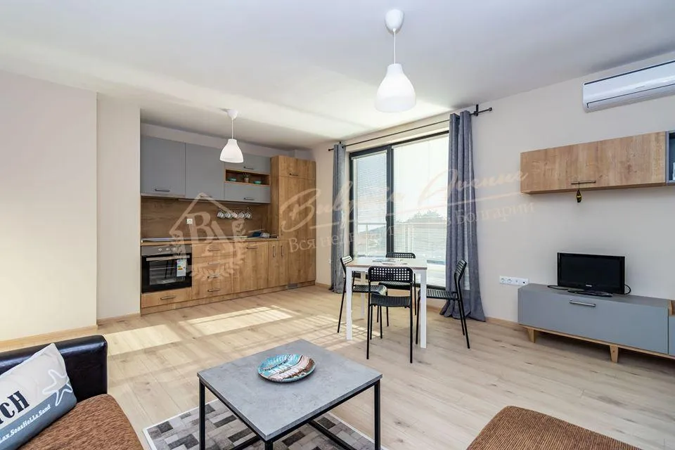 Светлая, уютная квартира в жилом доме с 1 спальней и с видом на море в г.Варна