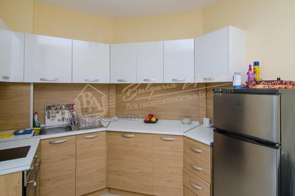 Элитная двухкомнатная квартира с парковкой в г.Варна