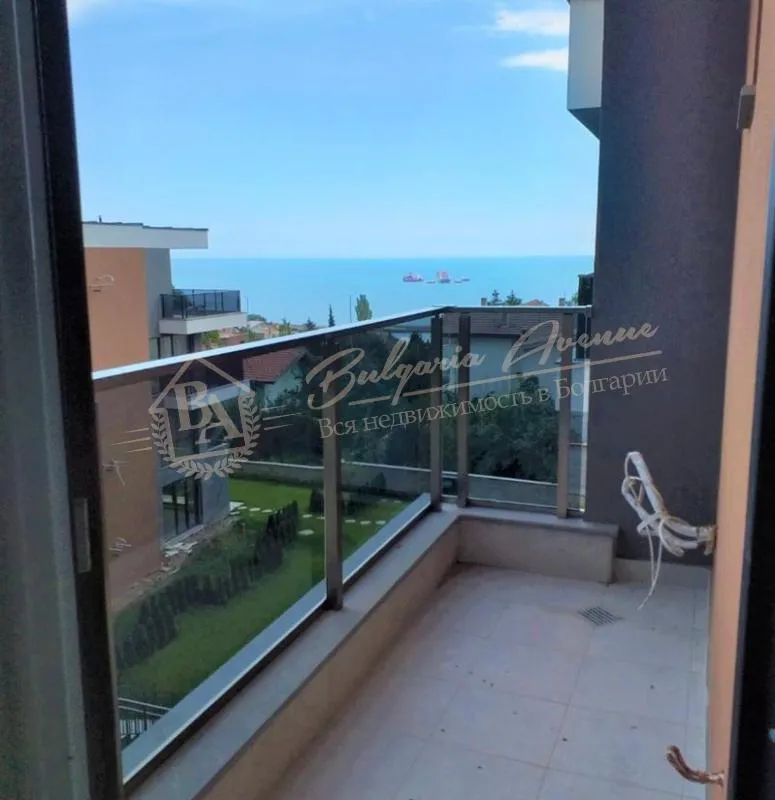 Двухкомнатная квартира с видом на море в м-т Евсиновград в г.Варна