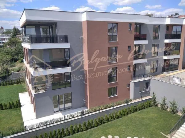 Двухкомнатная квартира с видом на море в м-т Евсиновград в г.Варна