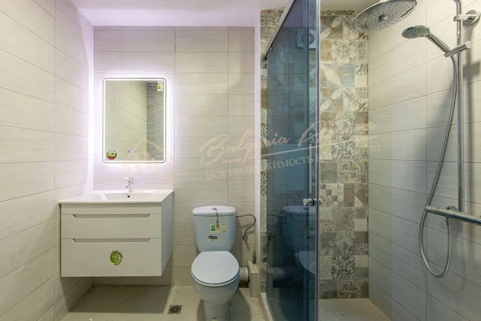 Двухкомнатная квартира в новом доме под инвестицию в центре, г.Варна