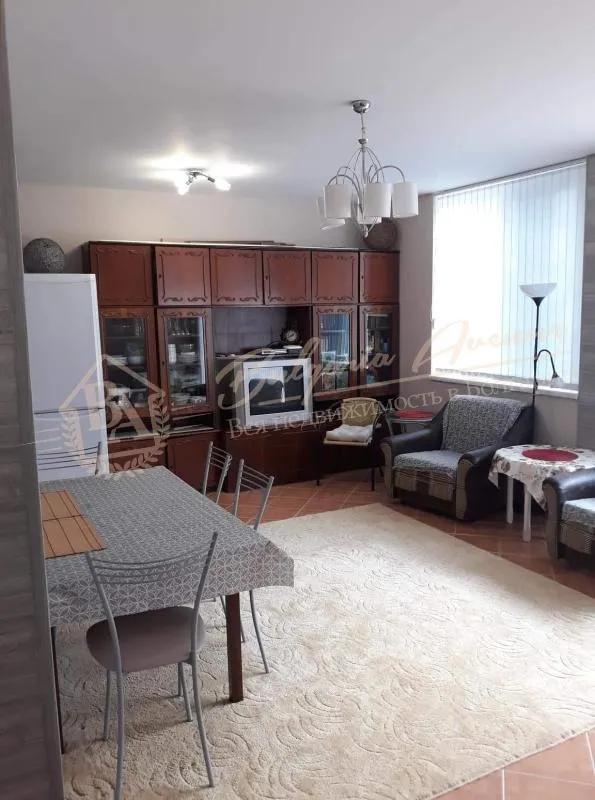 Трехкомнатная квартира с мебелью, к. Солнечный Берег