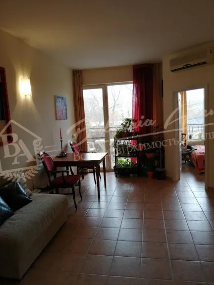 Меблированный, просторный апартамент с 2 спальнями у моря, к.Золотые пески