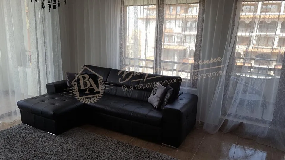 Роскошно меблированная трехкомнатная квартира в г.Святой Влас