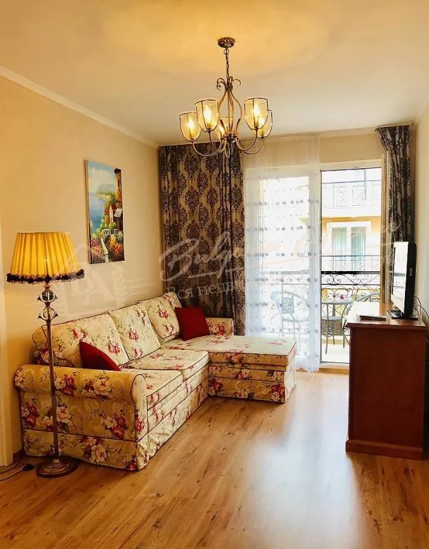 Трехкомнатная квартира в Dawn Park Deluxe, к.Солнечный берег