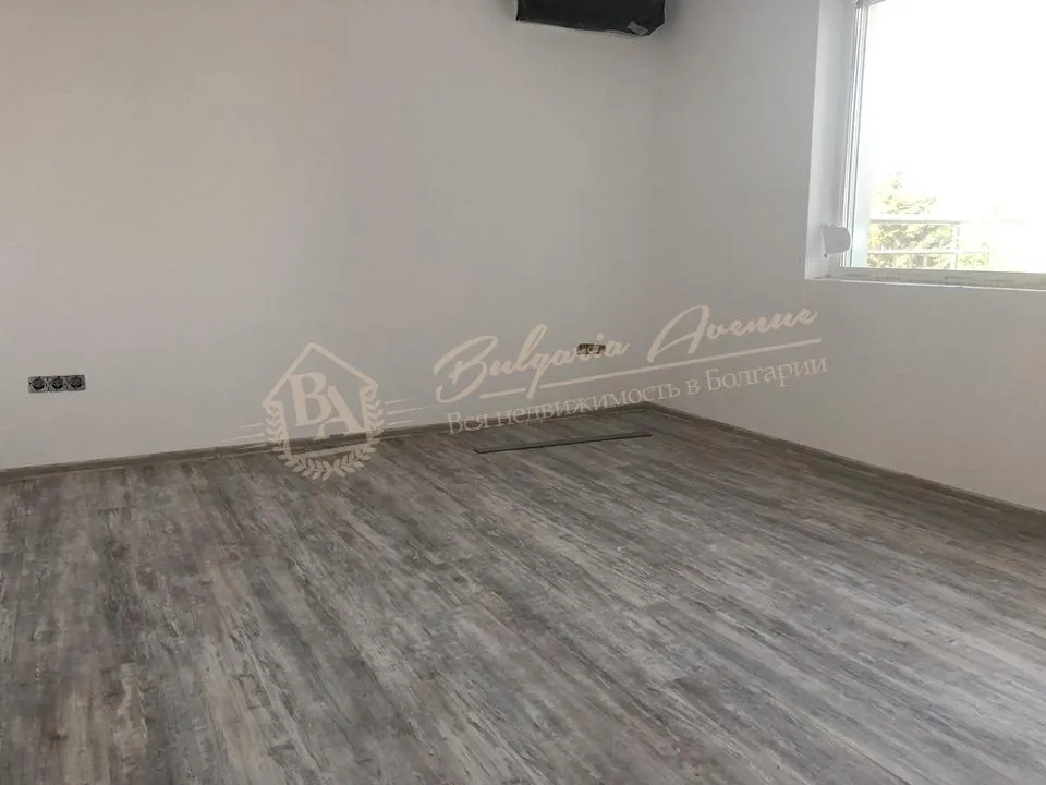 Новая, трехкомнатная квартира с парковокой в г.Варна