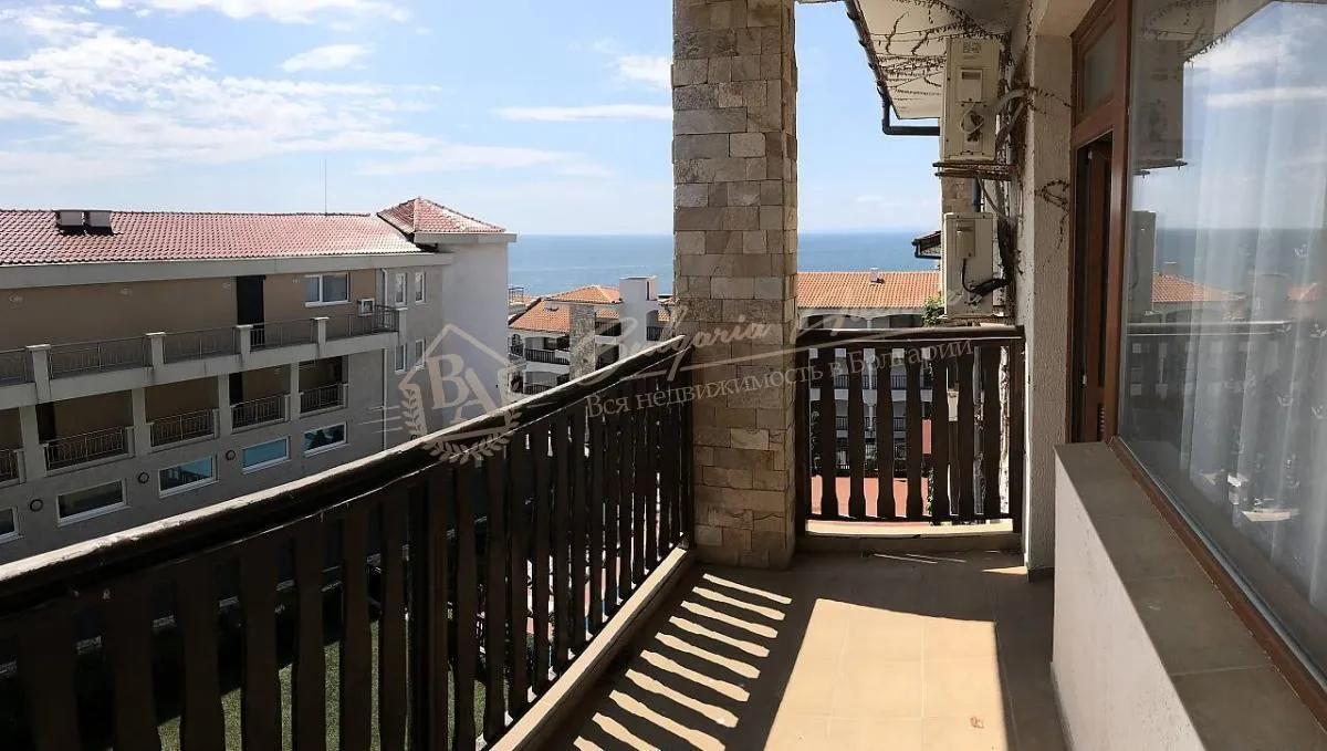 Трехкомнатная квартира в комплексе Трявна в метрах от моря в г. Св. Влас.