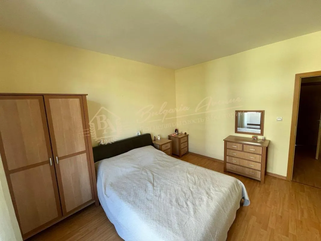 Апартамент с видом на море на первой береговой линии в элитном «Райский Сад», Святой Влас