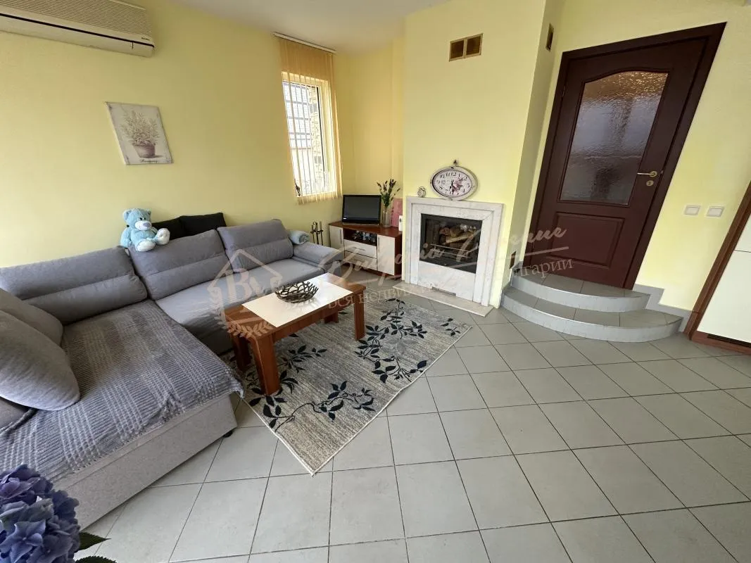 Двухэтажный дом в жилом комплексе с бассейном в с. Горица, обл. Бургас