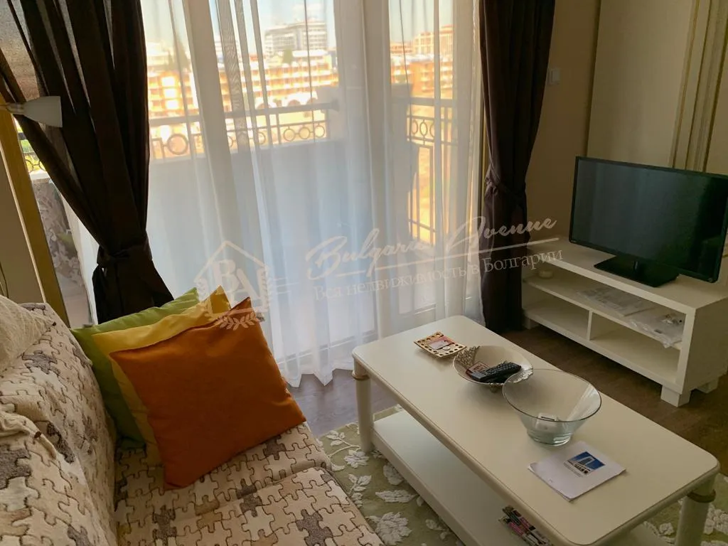 Дизайнерский апартамент с 2 спальнями с видом на море в к.Солнечный берег