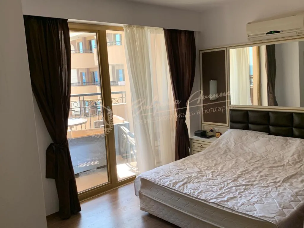 Дизайнерский апартамент с 2 спальнями с видом на море в к.Солнечный берег