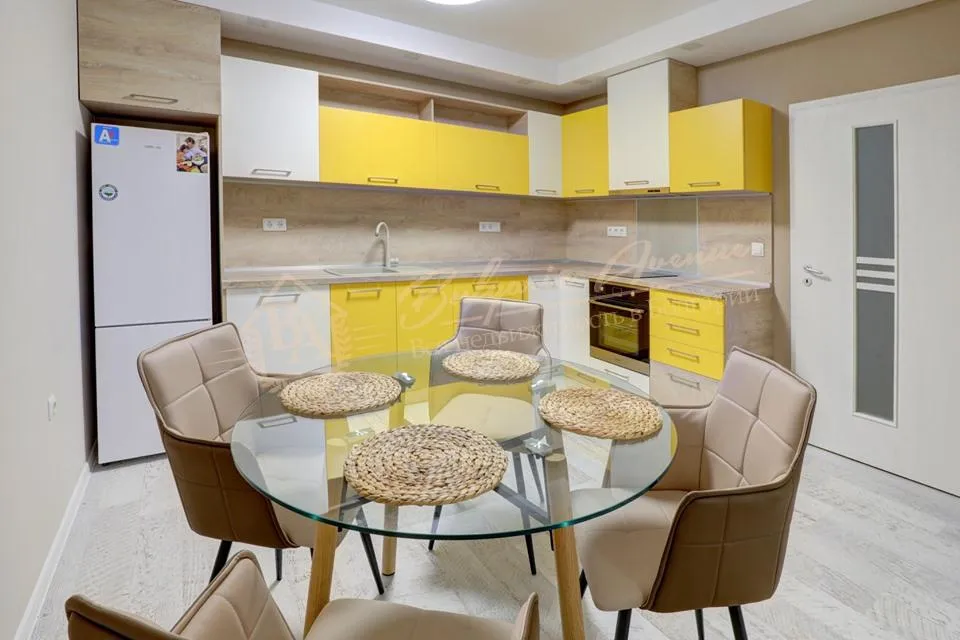 Новая, трехкомнатная квартира около Приморского Парка в г.Варна