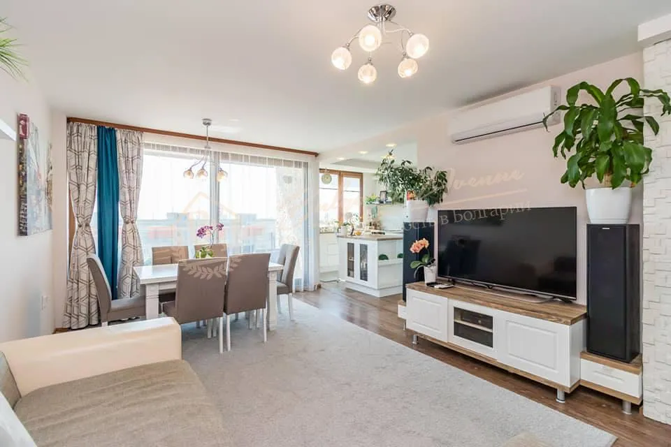 Новая, трехкомнатная элитная квартира возле Приморского парка, г.Варна